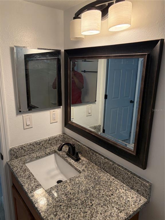 Building Photo - 2717 N Poinciana Blvd