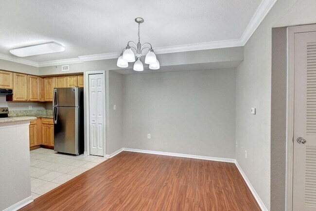 Building Photo - 15155 Michelangelo Blvd