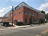 Building Photo - 10 Ford Ave