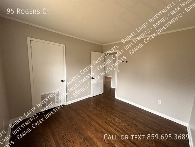 Building Photo - 95 Rogers Ct