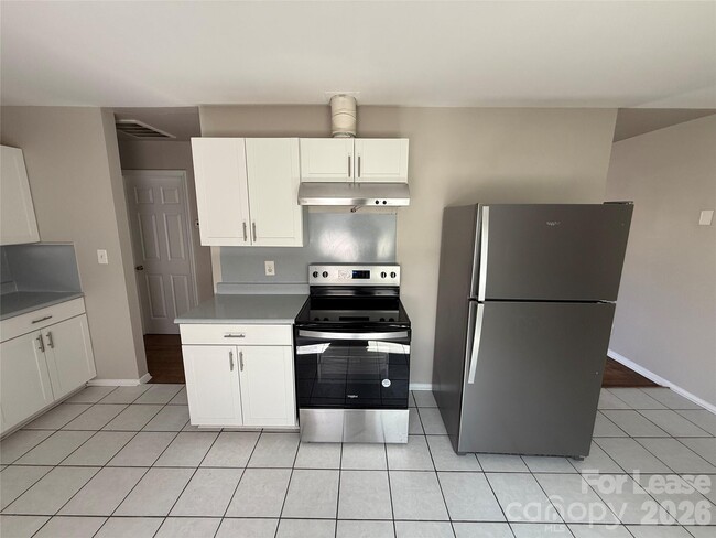 Building Photo - 2544 Abelwood Rd