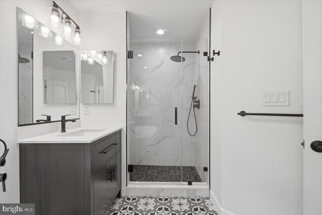 Building Photo - 47791 Macgill Ct