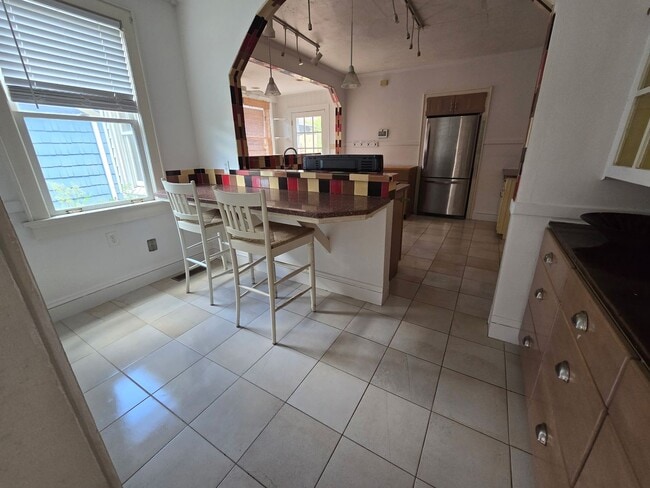 Building Photo - Oceanview 3 bedroom Cottage