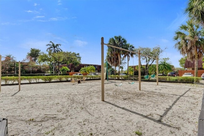 Building Photo - 4872 NW 95th Ave