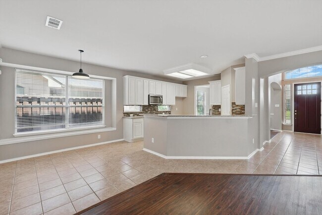 Building Photo - 3412 Pueblo Dr