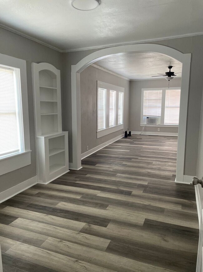 Primary Photo - 1309 5th St