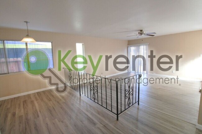 Building Photo - 5634 Clark Ave