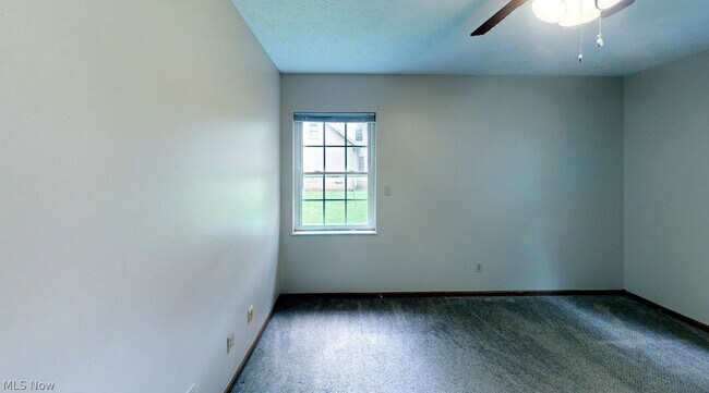 Building Photo - 6257 3rd Ave