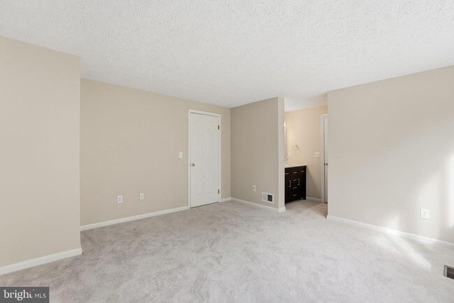 Building Photo - 1118 Casper Dr