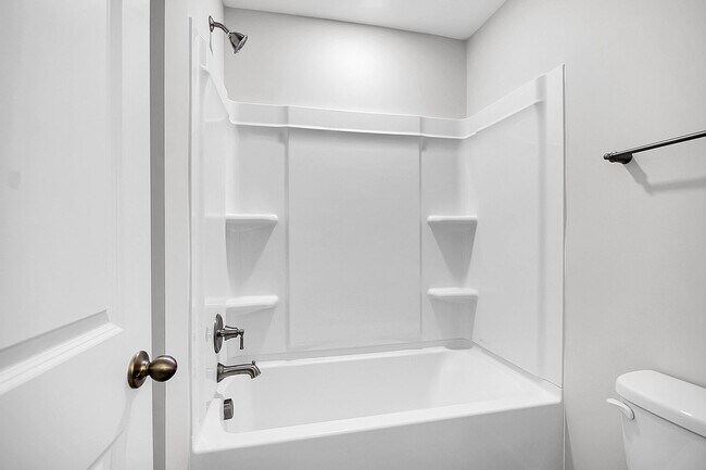 Building Photo - 482 Green Fern Dr