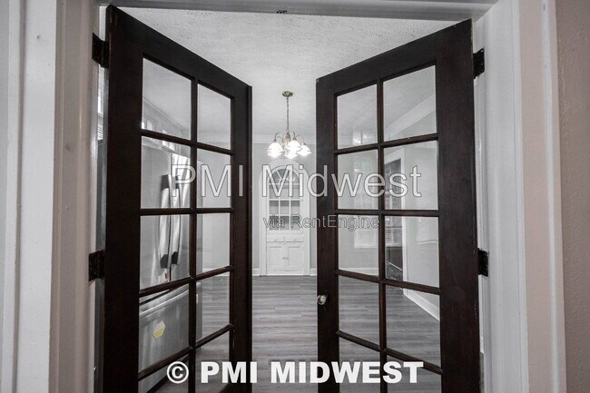 Building Photo - 3505 N Pennsylvania St
