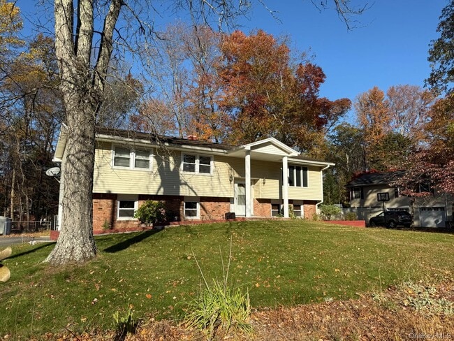 Primary Photo - 5 Beverly Pl