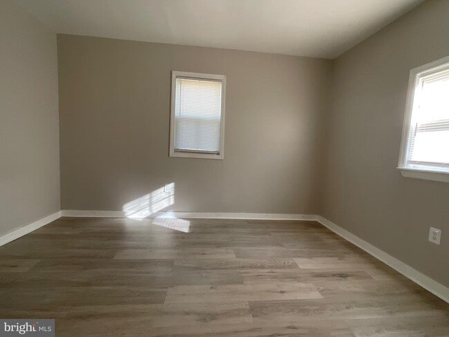 Building Photo - 1460 S 9th St