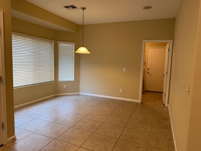 Building Photo - Flag Homes - 057