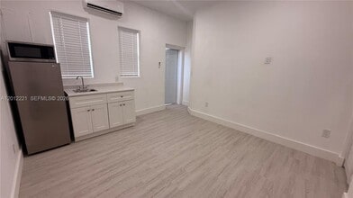 Building Photo - 17614 SW 134th Pl