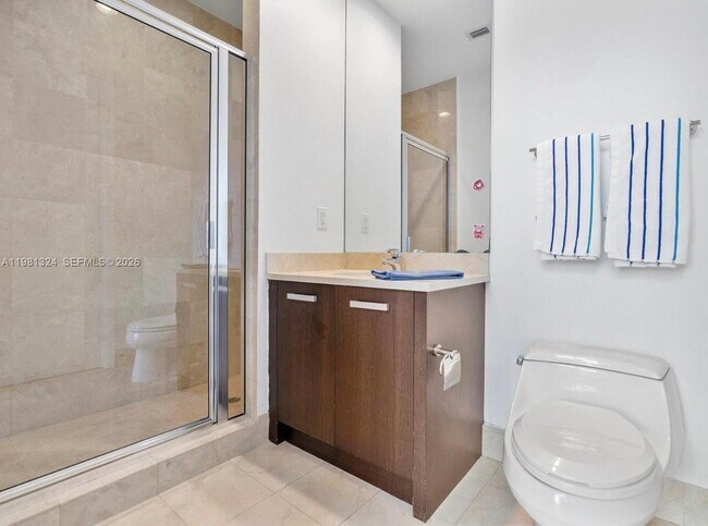 Building Photo - 18101 Collins Ave