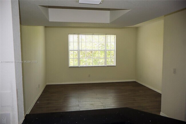 Building Photo - 711 SW 148th Ave