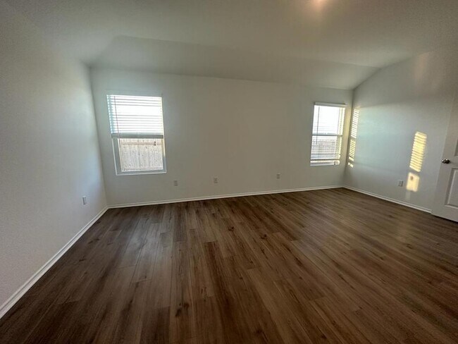 Building Photo - 408 Golden Grove Pkwy