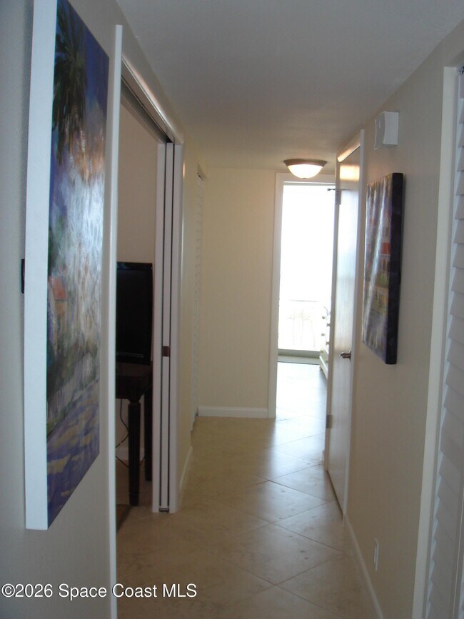 Building Photo - 1175 Jimmy Buffett Mem Hwy