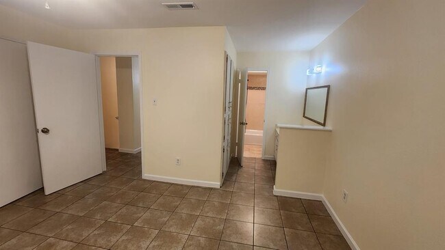 Building Photo - 14333 Memorial Dr