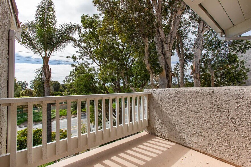 Building Photo - 28320 Rey de Copas Ln