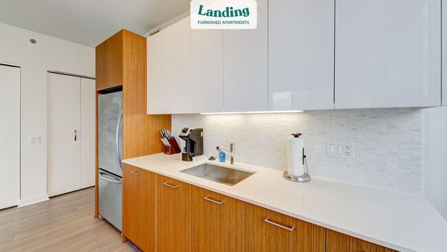 Building Photo - 500 N Lake Shore Dr