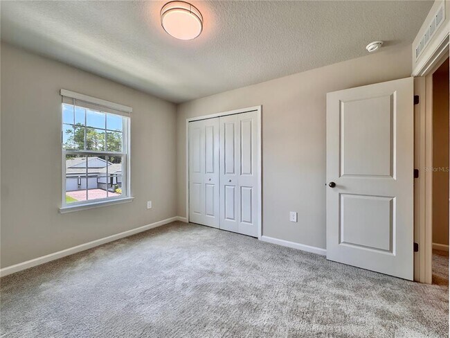 Building Photo - 3753 Isle Royal Place