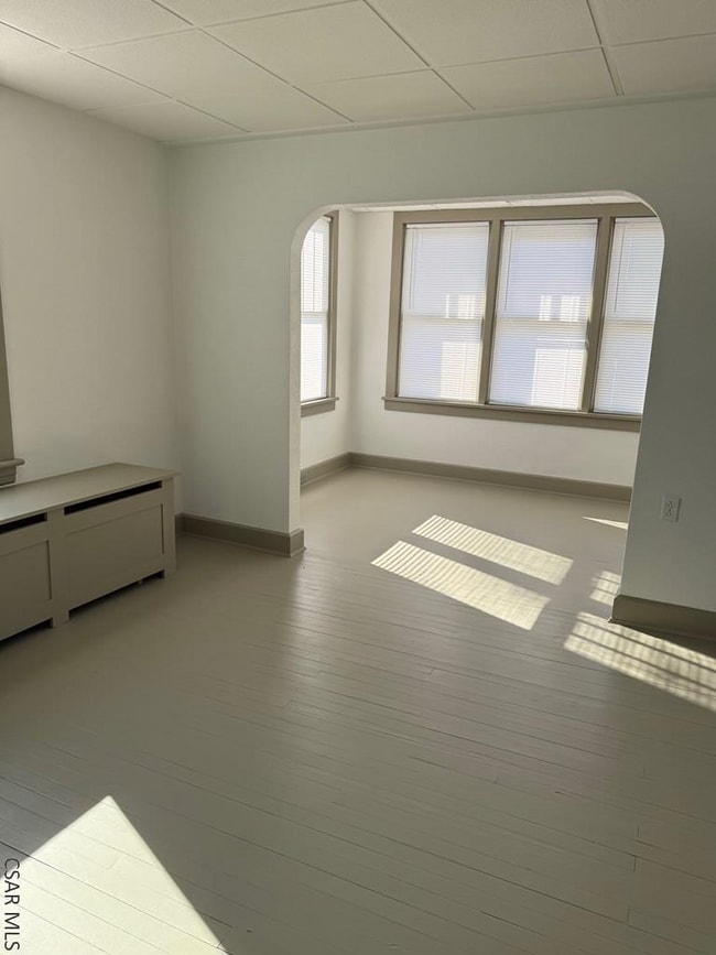 Building Photo - 1727 Scalp Ave