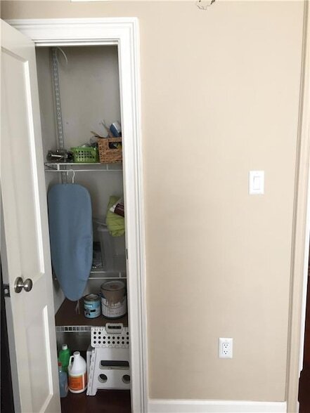 Building Photo - 1205 St Charles Ave