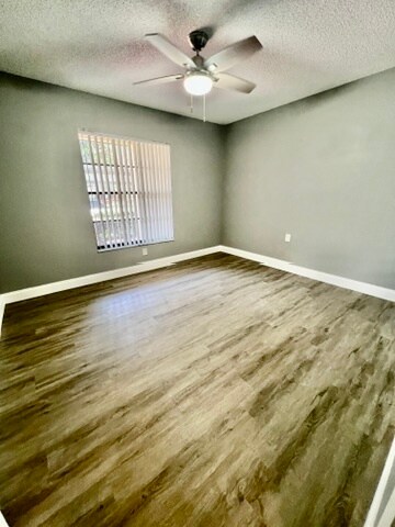 Building Photo - 8635 Shadblow Ct