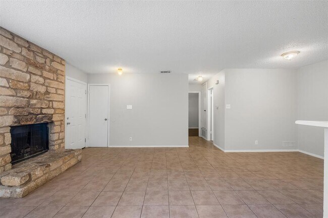 Building Photo - 12901 Chromite St