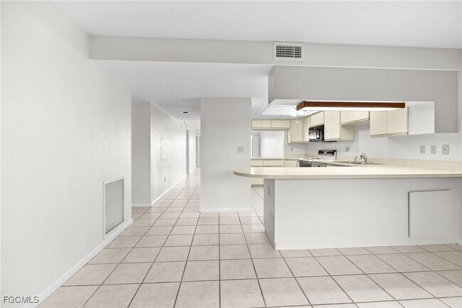 Building Photo - 4019 SE 20th Pl