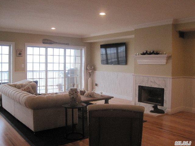 Building Photo - 1051 Oceanfront