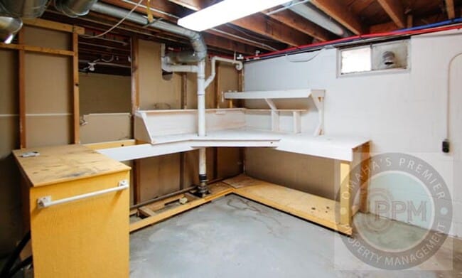 Building Photo - 3 Bed House in District 66!