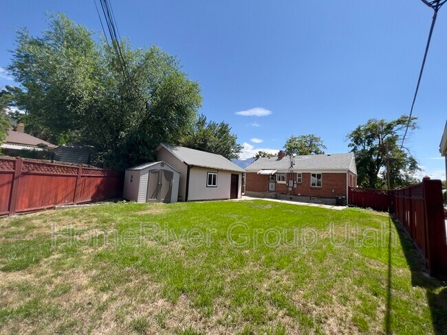 Building Photo - 2155 Westminster Ave