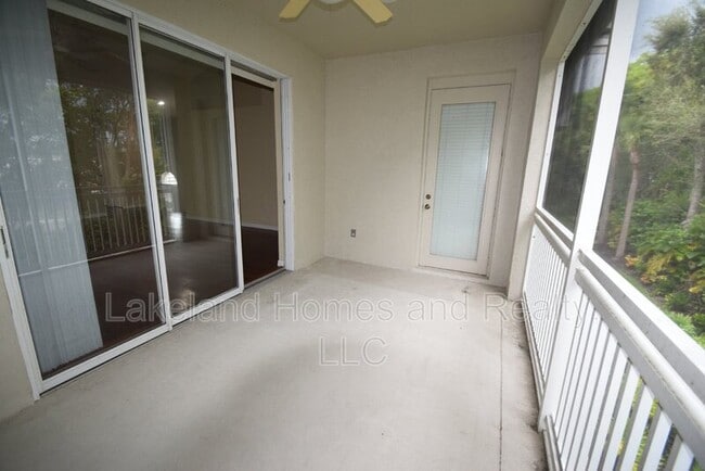 Building Photo - 534 Grasslands Village Cir