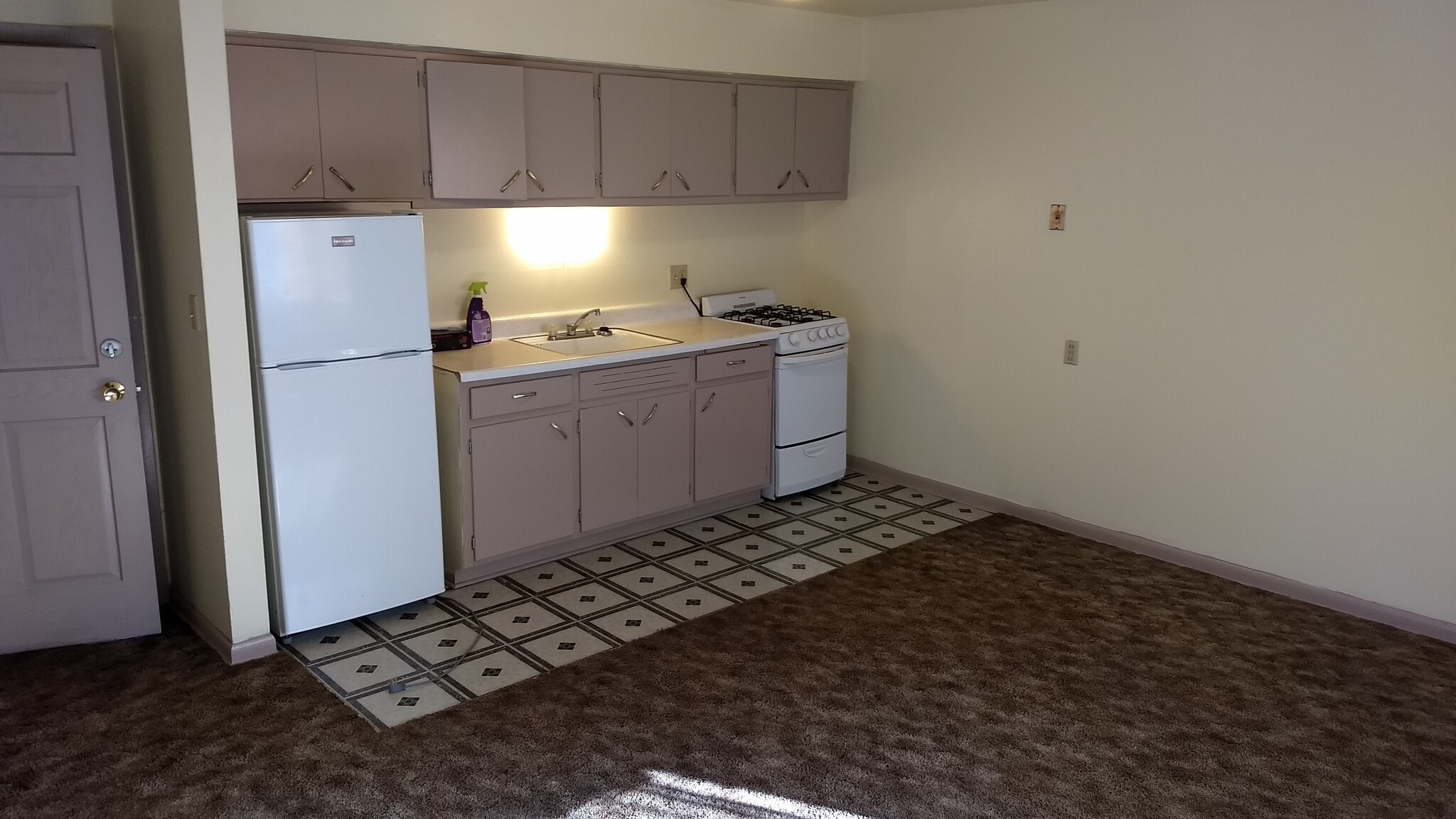 Building Photo - 3401 W Wells St