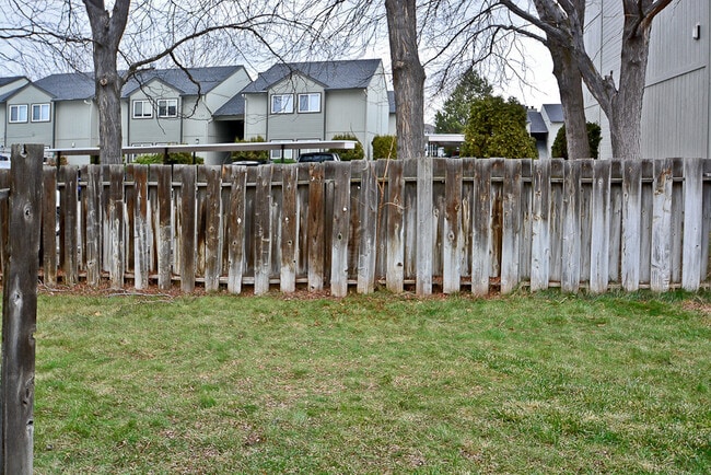 Building Photo - 2 bedroom 1.5 bath with a carport & backyard
