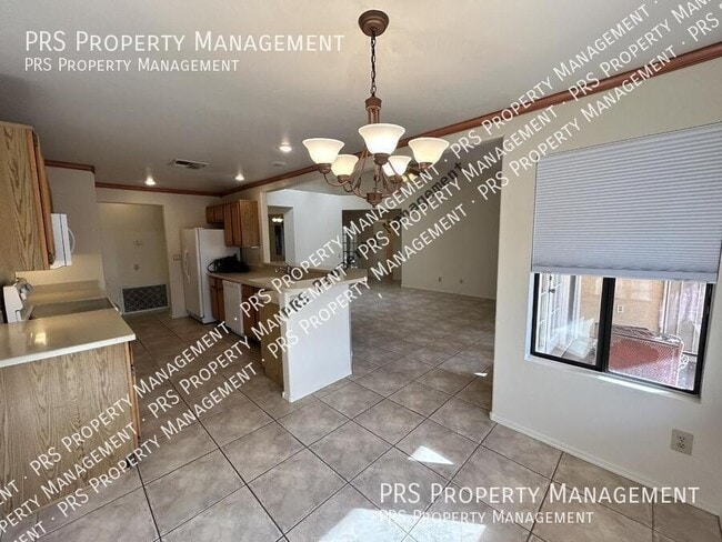 Building Photo - 3809 E Desert Flower Ln