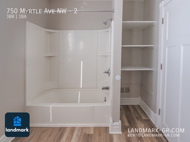 Building Photo - 750 Myrtle St NW