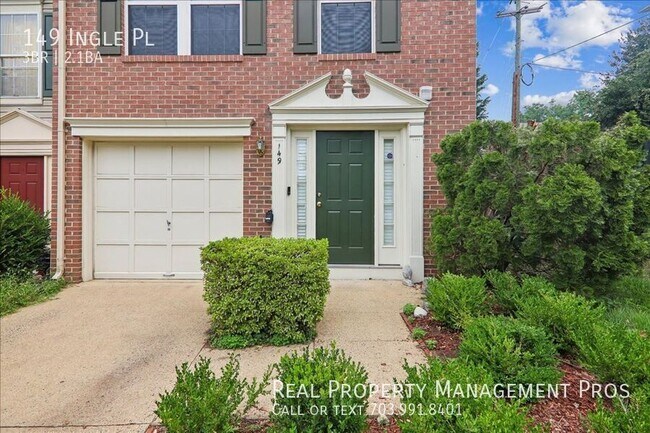 Building Photo - 149 Ingle Pl