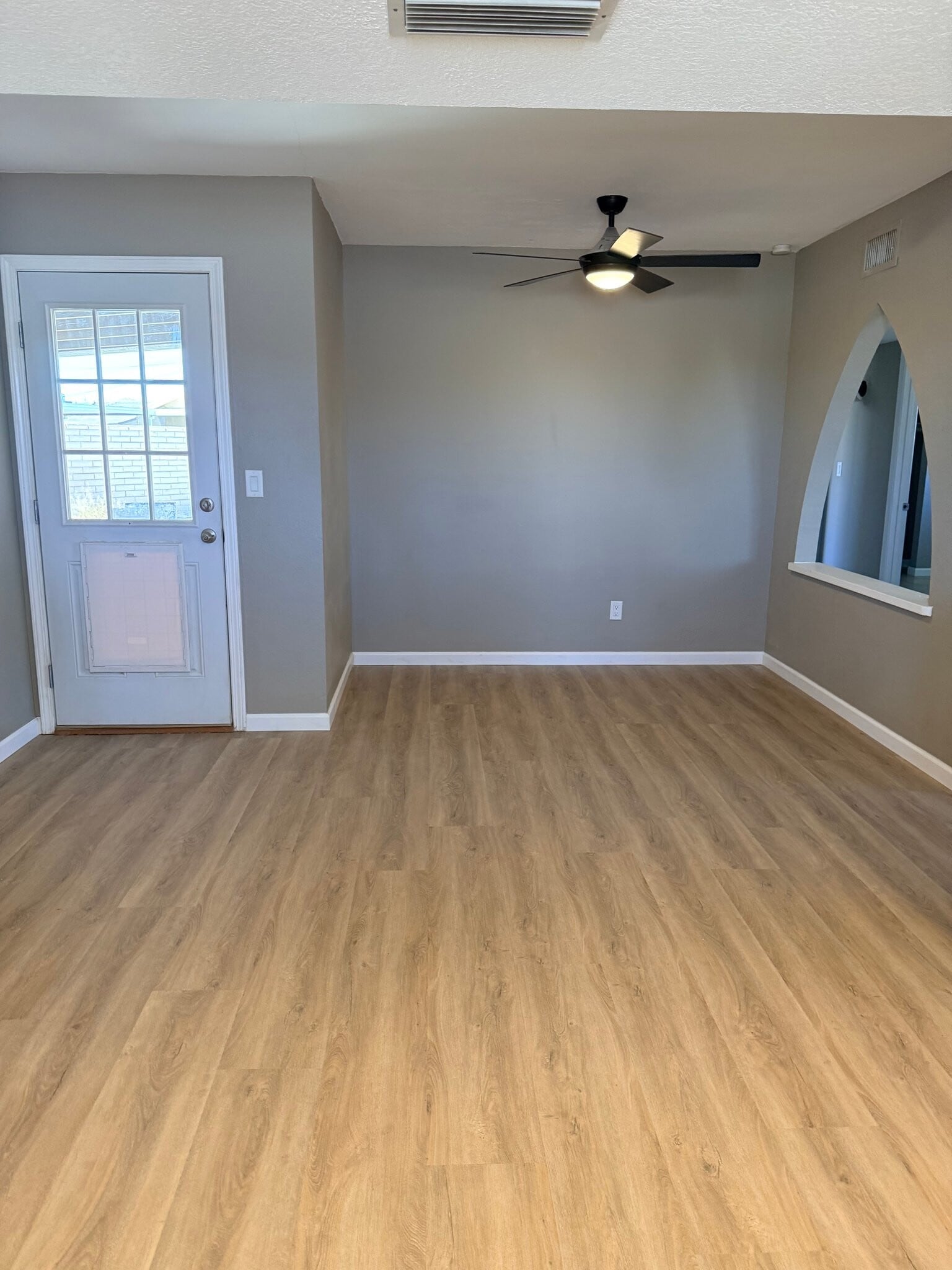 Building Photo - 1785 Beavertail Dr