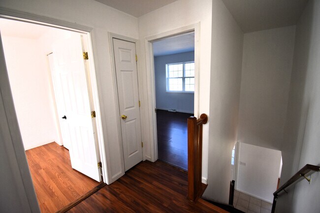 Building Photo - 89 Damascus Dr