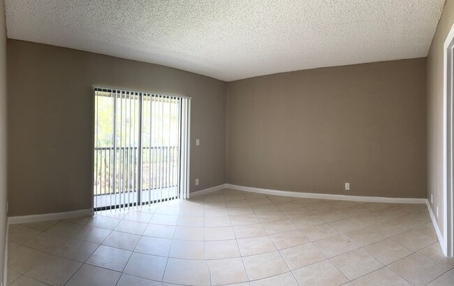 Building Photo - AFFORDABLE 2/2 IN CORAL SPRINGS! Great Location + Amazing Specials!