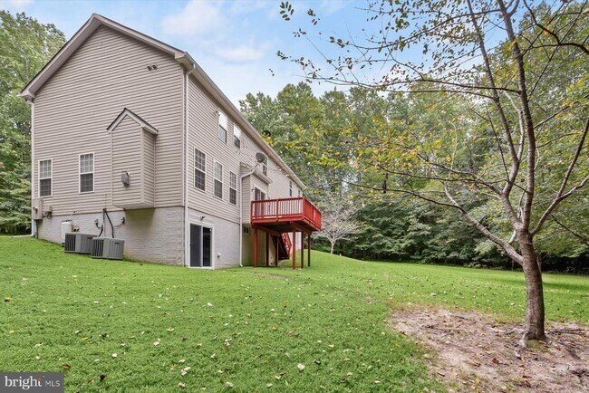Building Photo - 15900 Tanyard Rd