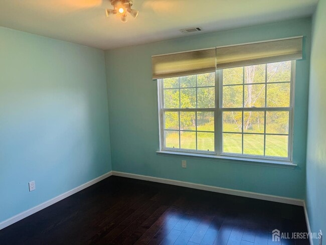Building Photo - 171 Nebula Rd