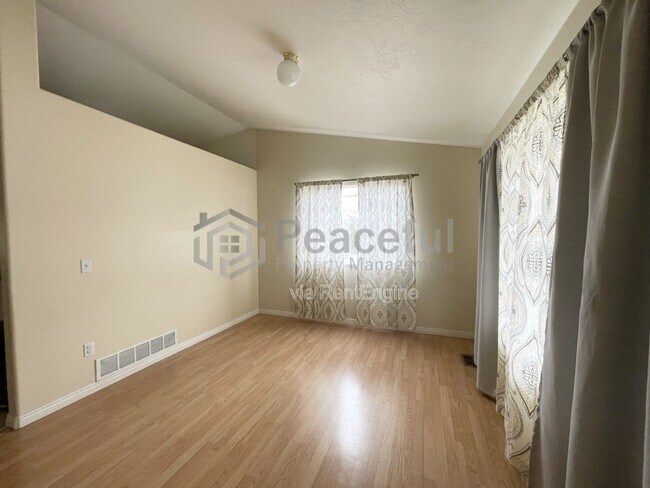 Building Photo - 6975 Kokopelli Ct