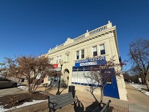 Building Photo - 6626 Cermak Rd