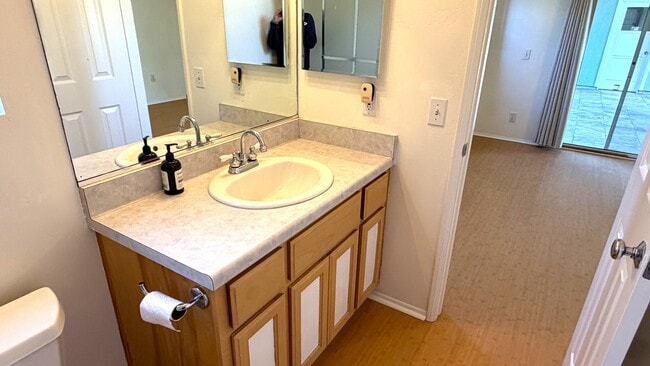 Building Photo - 257 Claremont Ave