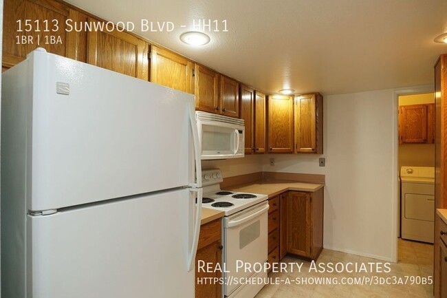 Building Photo - 15113 Sunwood Blvd